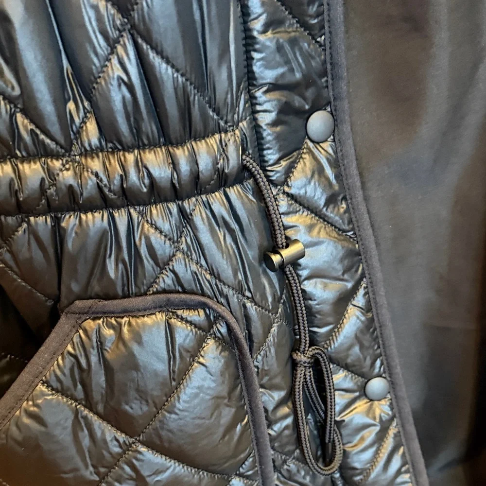 Lou & Grey Black Quilted Women's Vest